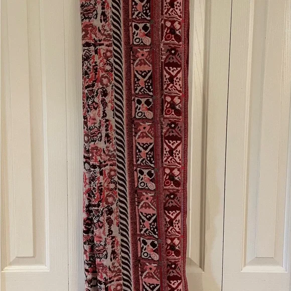 Pretty boho style red and black John Lewis shawl/wrap. Easy to dress up or down! - Picture 6 of 9